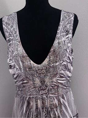 Vintage Y2K Beaded V-Neck Paisley Maxi Dress in Soft Lilac